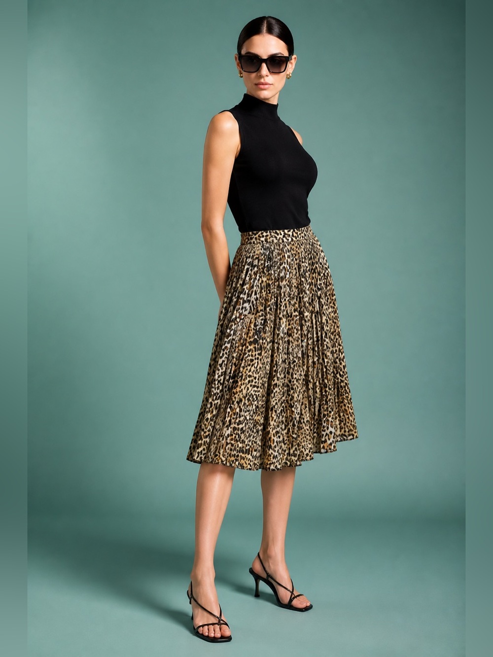 Leopard skirt